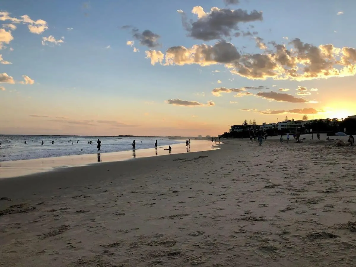 Tides And Tranquility At Kings Beach Caloundra Apartment